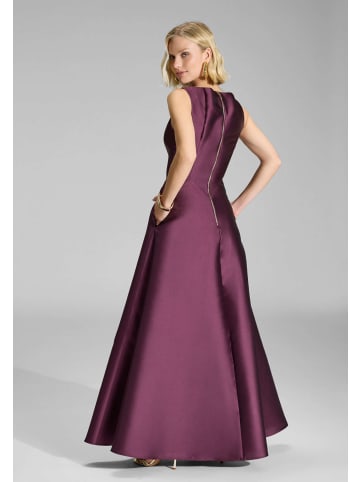SWING Abendkleid in aubergine - 0003