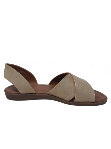 s.Oliver Sandale  in Beige