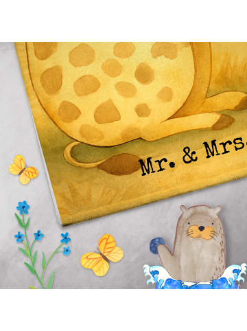 Mr. & Mrs. Panda Gästehandtuch Giraffe Kind Design mit Spruch in Weiß