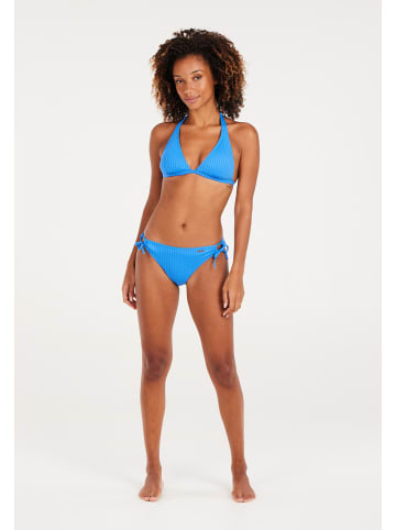 Protest " MIXREA in Fijiblue