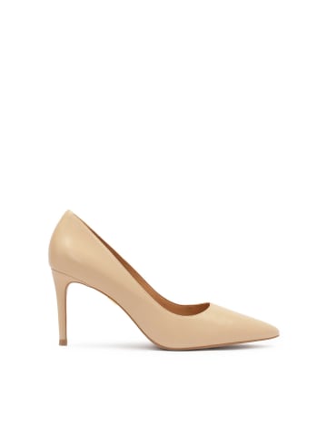 Kazar Pumps in Beige