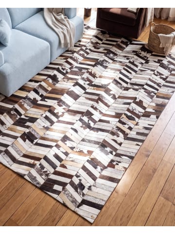 Beliani Patchwork AKYELE in Braun/Weiß - (W) 140 x (H) 1 x (L) 200 cm
