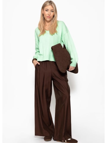 SASSYCLASSY Glänzende Stoffhose mit geradem Bein in Braun