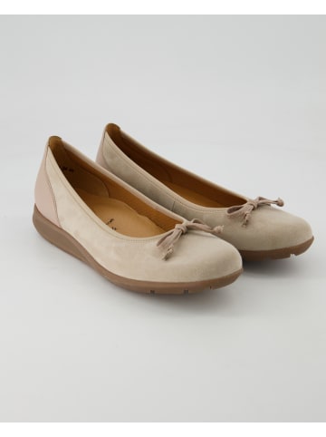 Gabor Flache Schuhe in Beige