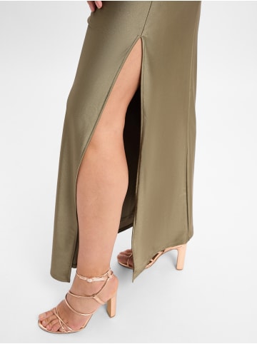 Marie Lund Abendkleid in oliv - 0002