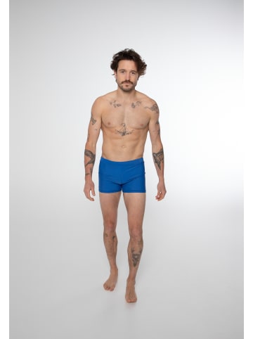 Protest " CARST in True Blue