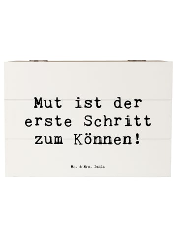 Mr. & Mrs. Panda Holztruhe Spruch Sich in einer neuen Sportart v... in Weiß
