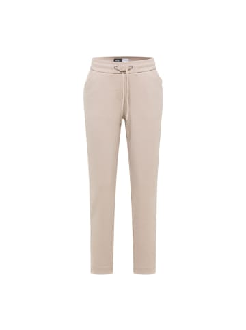 Cecil Hose in light sandalwood beige