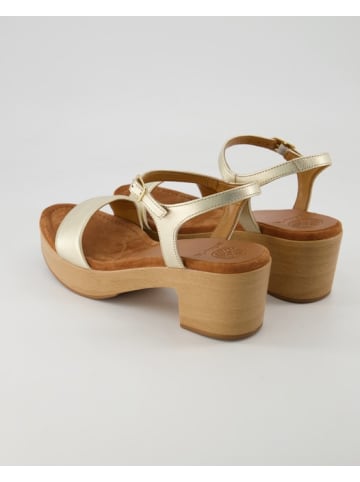 Unisa Offene Schuhe in Gold