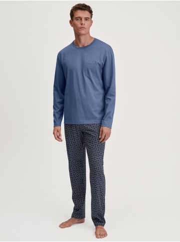Calida Pyjama in coastal fjord