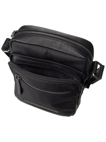 The Chesterfield Brand Bodybag Karlstad in Black