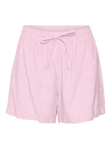 Vero Moda Shorts in Bonbon
