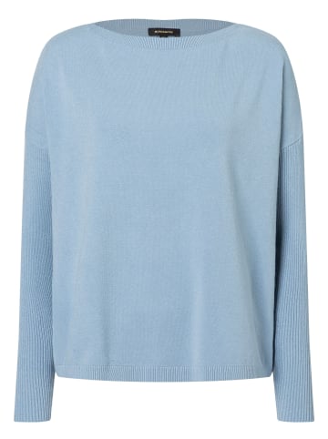 More & More Pullover in soft blue