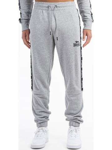 Lonsdale Sweat Pant "Grutness" in Grau