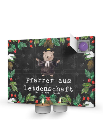 Mr. & Mrs. Panda Adventskalender Pfarrer Leidenschaft mit Spruch in Kreidetafel