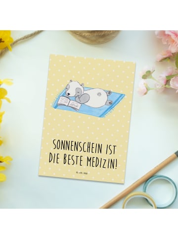 Mr. & Mrs. Panda Postkarte Sommer Sonnenschein mit Spruch in Gelb Pastell