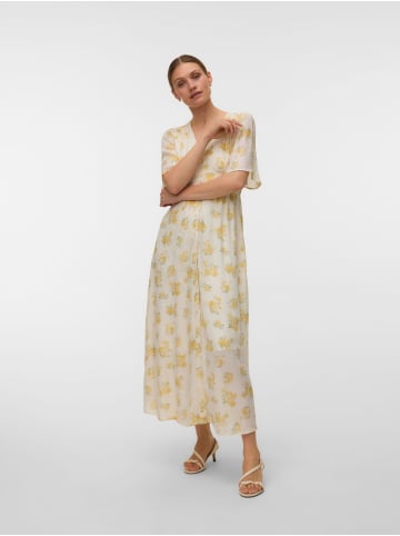 Vero Moda Gesmoktes Kleid in Birch