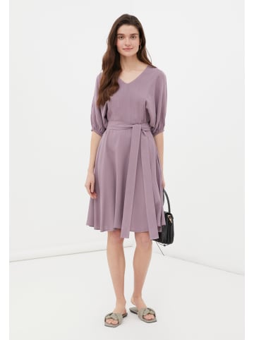 Finn Flare Sommerkleid Taillenzauber in grey-lilac