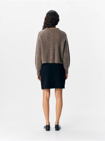 Object Pullover in Morel