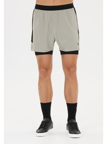 Virtus Shorts Dylan V2 in 0996 Neutral Gray