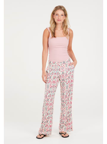 Protest " PRTCECILIA in Kitoffwhite