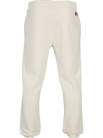 NEW ERA NEW ERA in off white