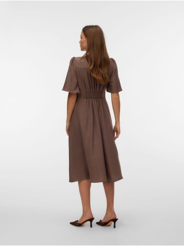 Vero Moda Kleid in Deep Taupe
