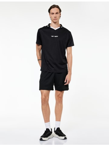 KOTON KURZHOSEN in Schwarz