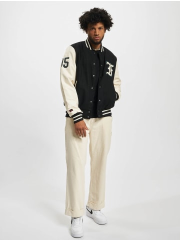 FUBU Leichte Jacke in black/off white