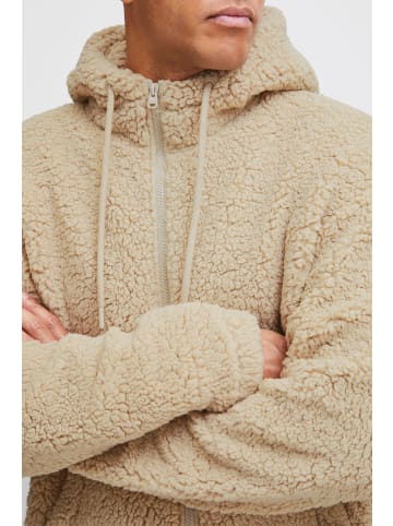 11 Project Fellimitatjacke PRDaag in Natur