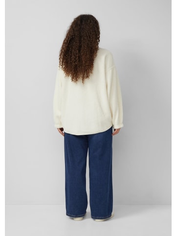 QS Sweatshirt in 0200_creme