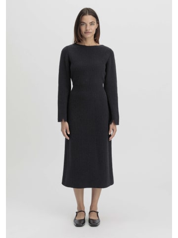 Hessnatur Strickkleid Midi Regular in schwarz