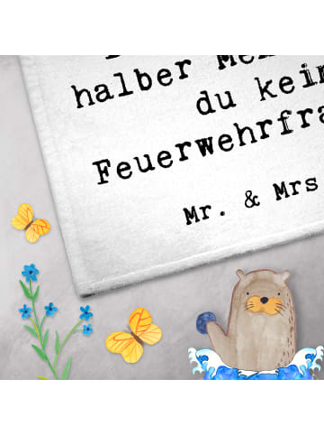 Mr. & Mrs. Panda Handtuch Klein Feuerwehrfrau Herz mit Spruch in Weiß