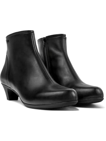 Camper Stiefeletten " Helena " in Schwarz