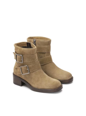 Kazar Boots in Beige