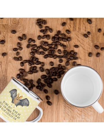 Mr. & Mrs. Panda Teetasse Fledermaus Flügel mit Spruch in Gelb Pastell