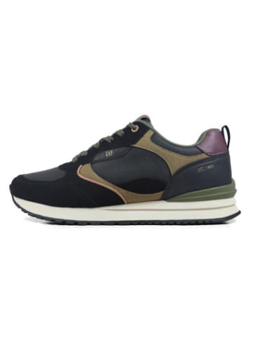 Fred Perry Sneaker Run in Schwarz