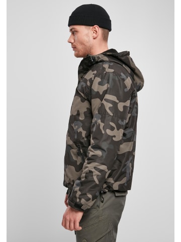 Brandit Windbreaker in darkcamo