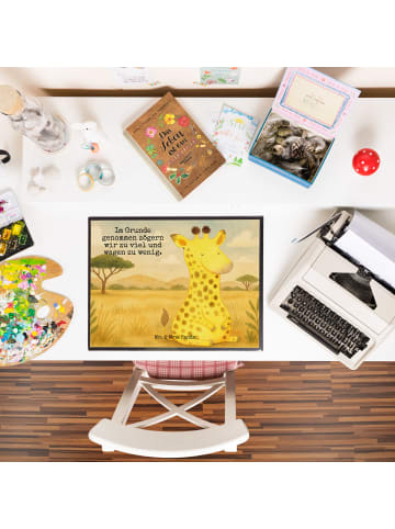 Mr. & Mrs. Panda schreibtischunterlage Giraffe Zufrieden Design ... in Weiß