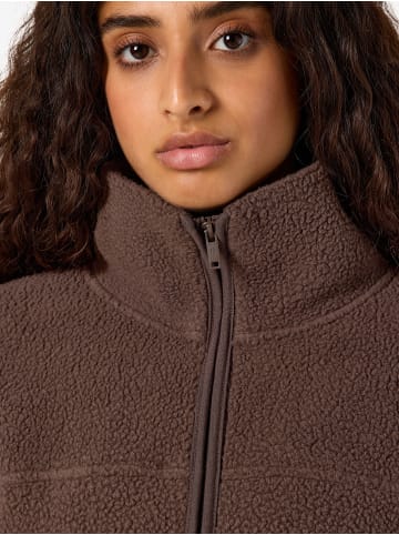Noisy may Übergangsjacke mit Fleece-Struktur und Kragen in Braun-2