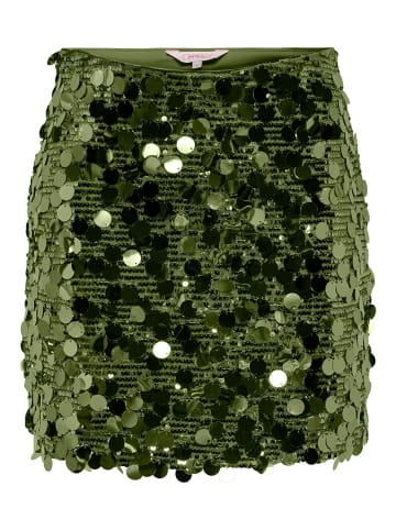 ONLY Rock in Sphagnum