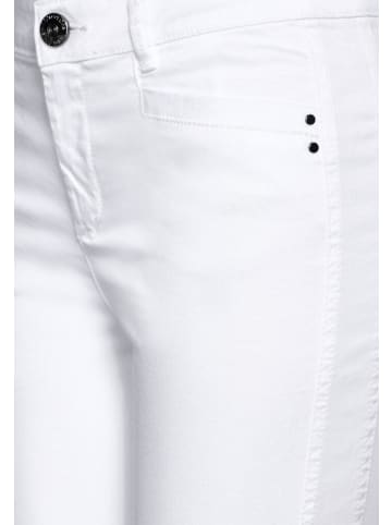 Street One Capri in white