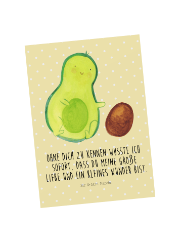 Mr. & Mrs. Panda Postkarte Avocado Kern rollt mit Spruch in Gelb Pastell