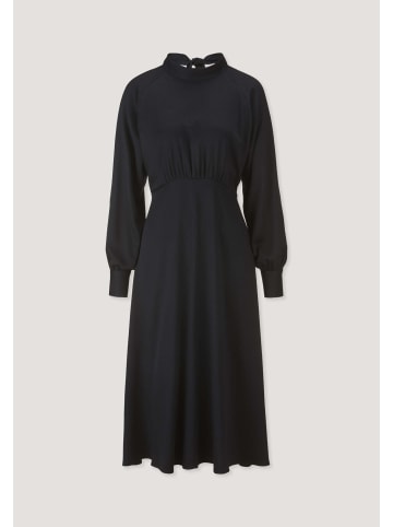 Hessnatur Hessnatur Kleid Midi tailliert aus LENZING™ ECOVERO™ Viskose in schwarz