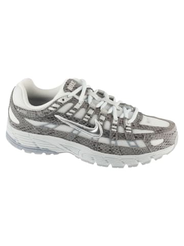 Nike Nike W P-6000 SE in Weiß
