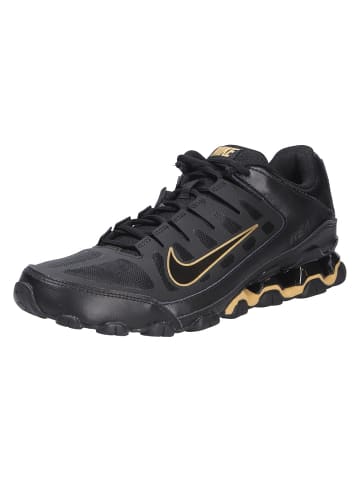 Nike Sneaker REAX 8 TR in schwarz