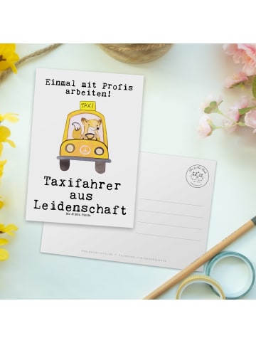Mr. & Mrs. Panda Ansichtskarte Taxifahrer Leidenschaft mit Spruch in Weiß