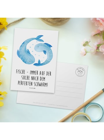 Mr. & Mrs. Panda Ansichtskarte Fische Schwarm mit Spruch in Weiß
