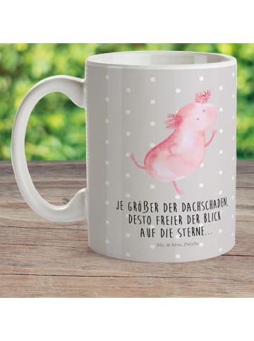 Mr. & Mrs. Panda Camping Tasse Axolotl Tanzen mit Spruch in Grau Pastell