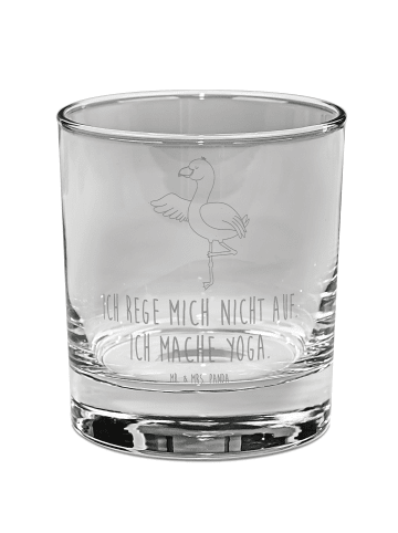 Mr. & Mrs. Panda Whiskey Glas Flamingo Yoga mit Spruch in Transparent